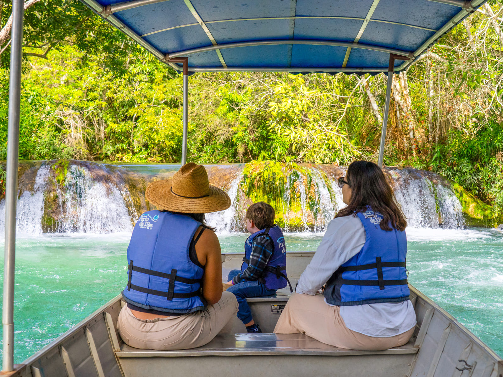 Porto da Ilha Fotos Antigas 139 Passeio de Barco Elétrico