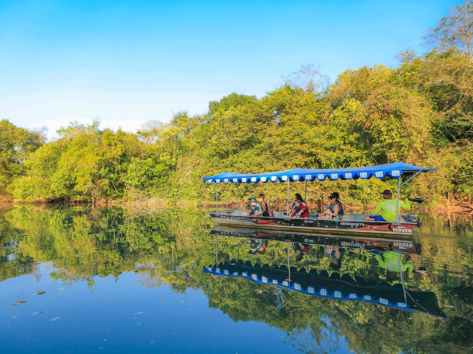 Porto da Ilha Fotos Antigas 145 Passeio de Barco Elétrico