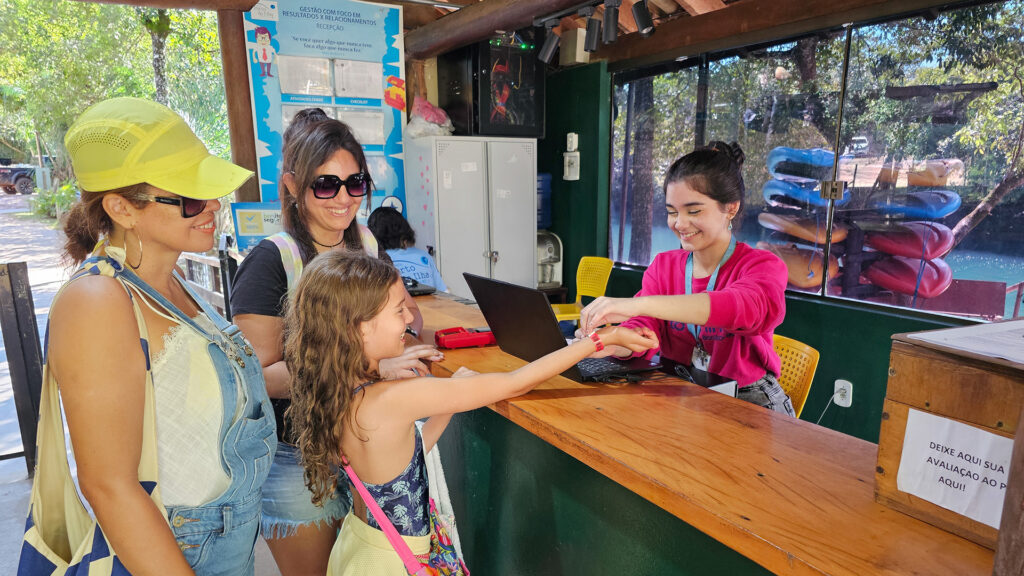 Eco Park Porto da Ilha na alta temporada e feriados: o que muda e como aproveitar a experiência ao máximo Eco Park Porto da Ilha na alta temporada e feriados: o que muda e como aproveitar a experiência ao máximo