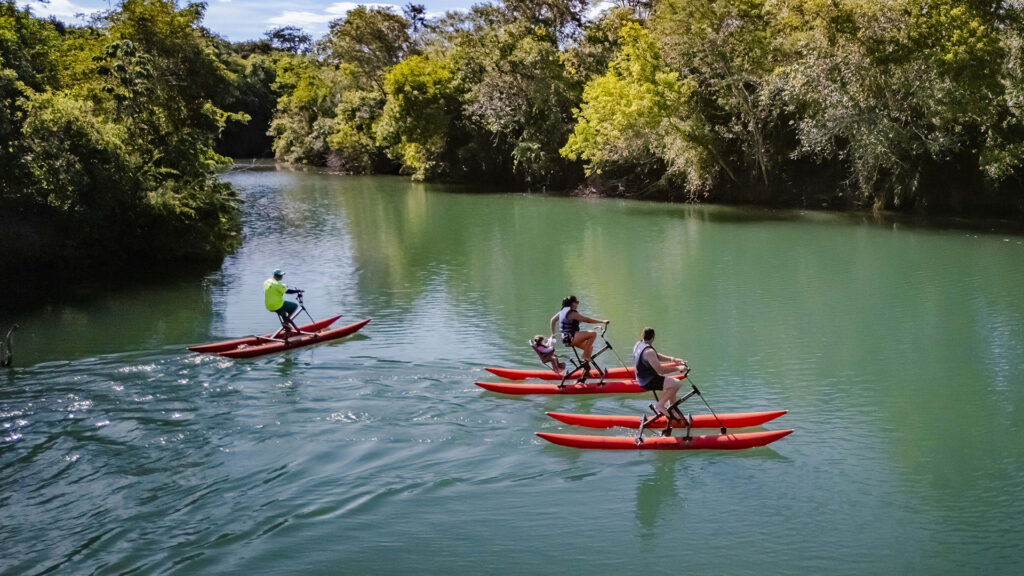Não sabe nadar? Veja por que isso não impede você de aproveitar o Eco Park Porto da Ilha Não sabe nadar? Veja por que isso não impede você de aproveitar o Eco Park Porto da Ilha