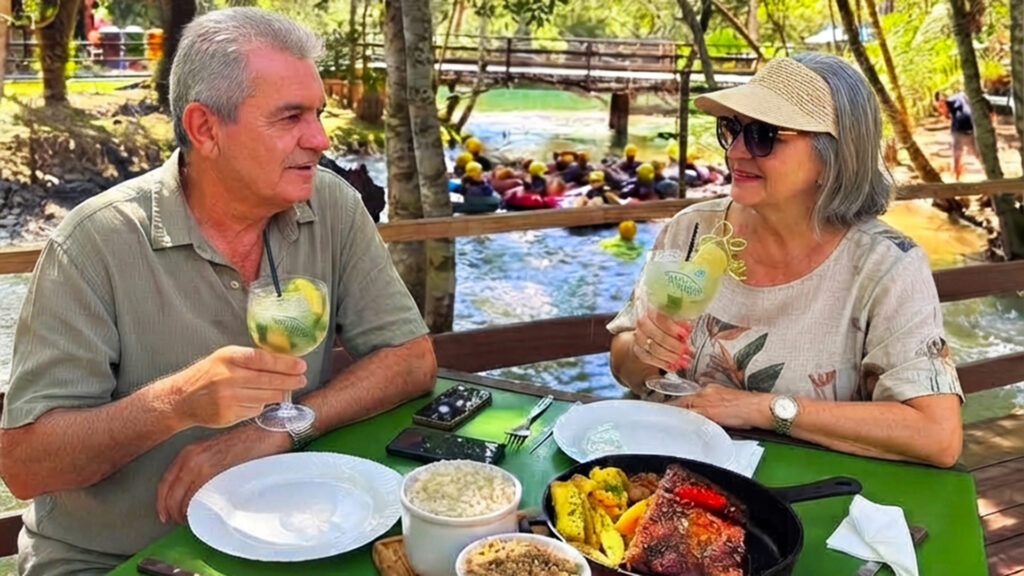 Bonito para quem tem mais de 60: idade não limita experiências no ecoturismo Bonito para quem tem mais de 60: idade não limita experiências no ecoturismo